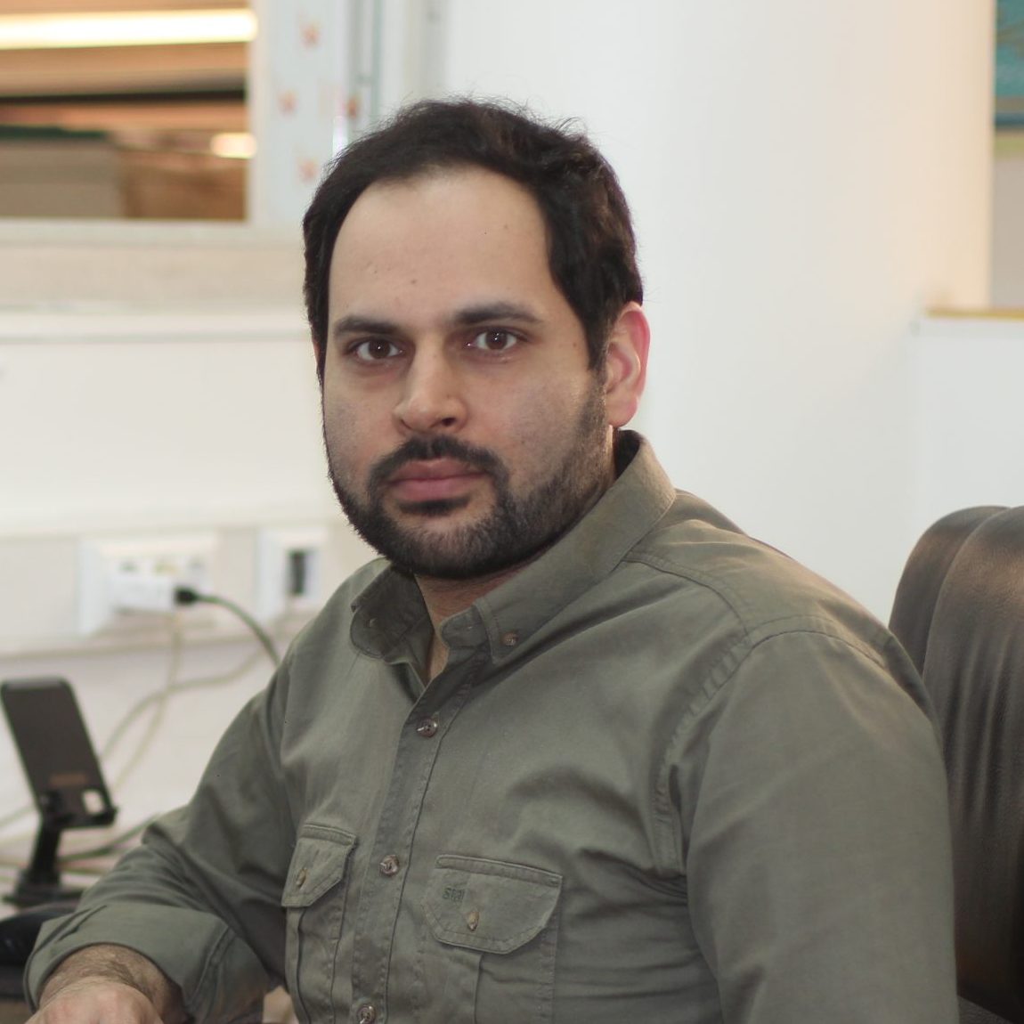 رضا اکابی نژاد