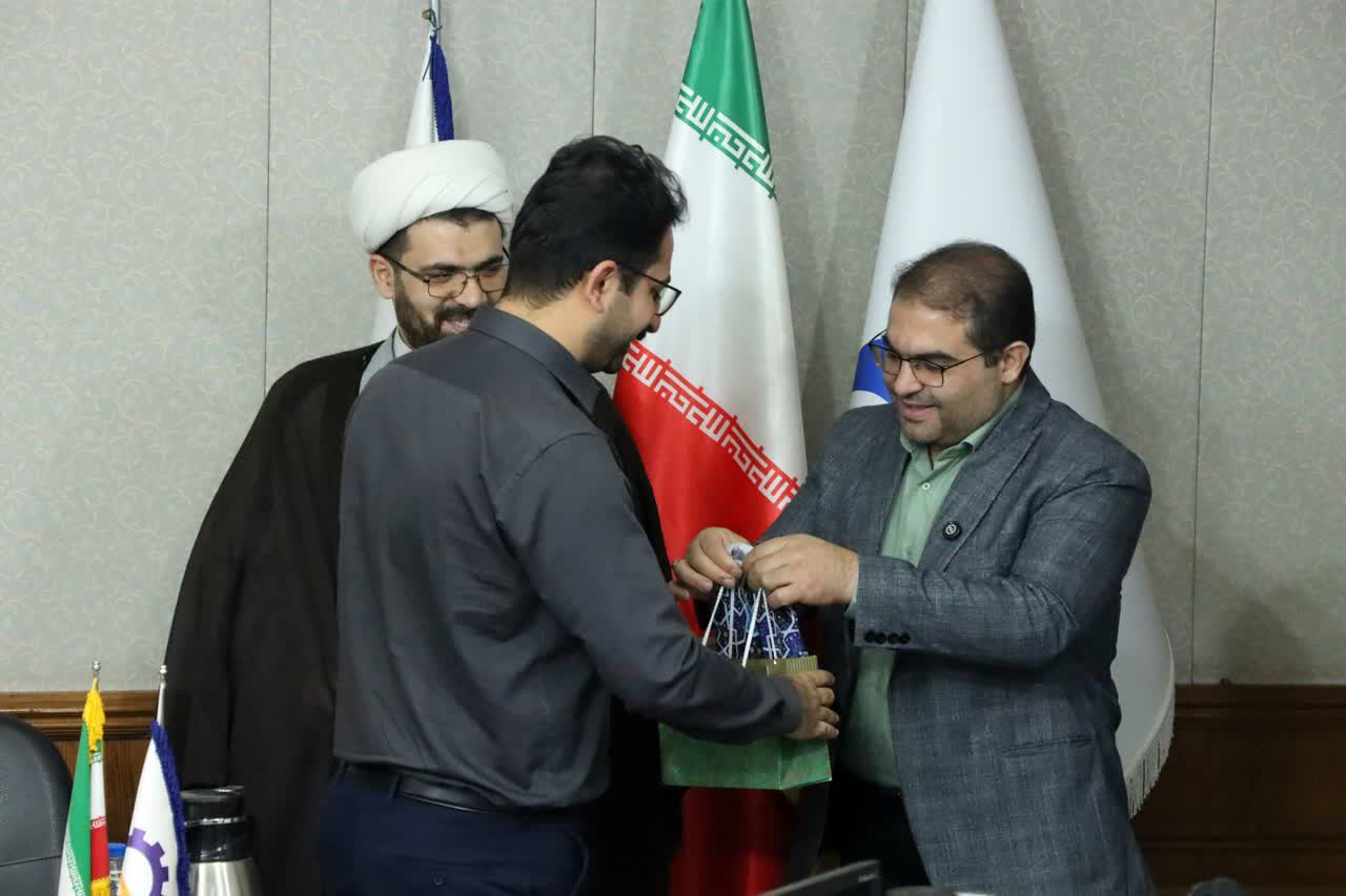 218afaaf a4c7 4e20 b4a6 2ba9ad27db9b